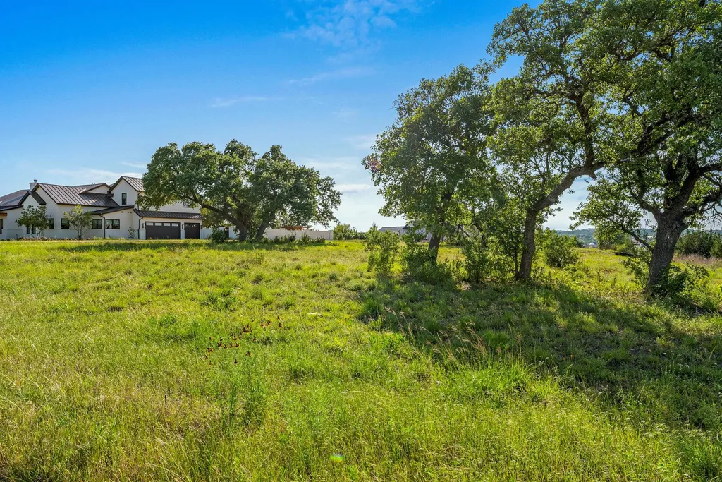 16000 Cool Breeze Cove Austin TX 78738