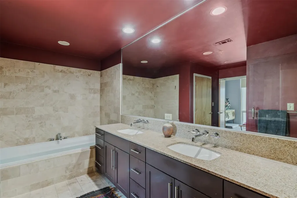 1600 Barton Springs Road Austin TX 78704