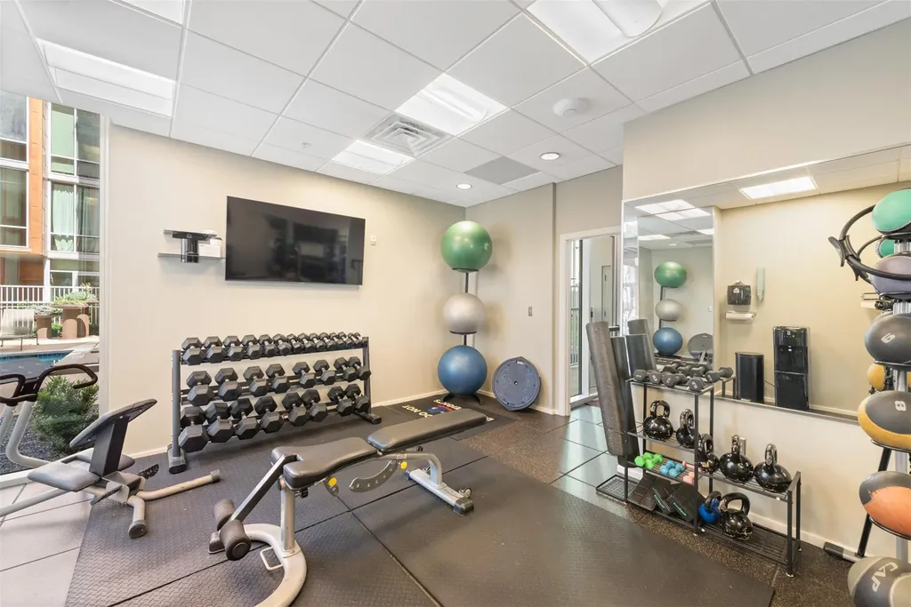 1600 Barton Springs Road Austin TX 78704