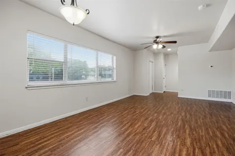 302 W San Antonio Street San Marcos TX 78666