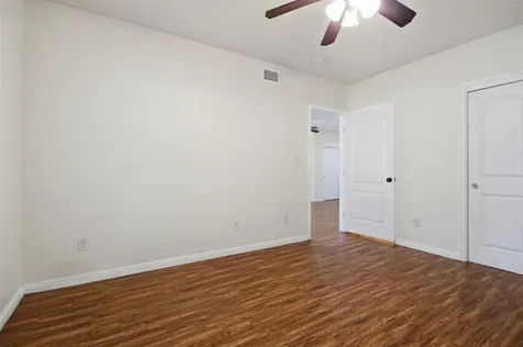 302 W San Antonio Street San Marcos TX 78666
