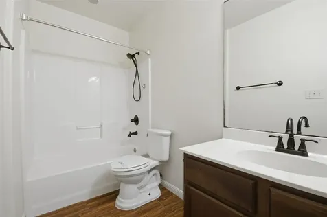 302 W San Antonio Street San Marcos TX 78666
