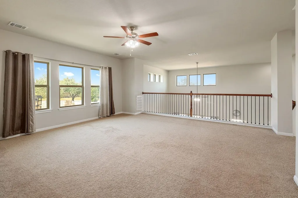 1136 Almeria Bend Leander TX 78641