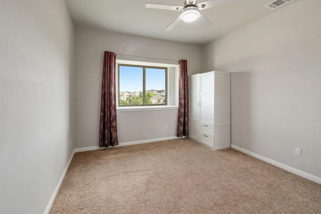 1136 Almeria Bend Leander TX 78641