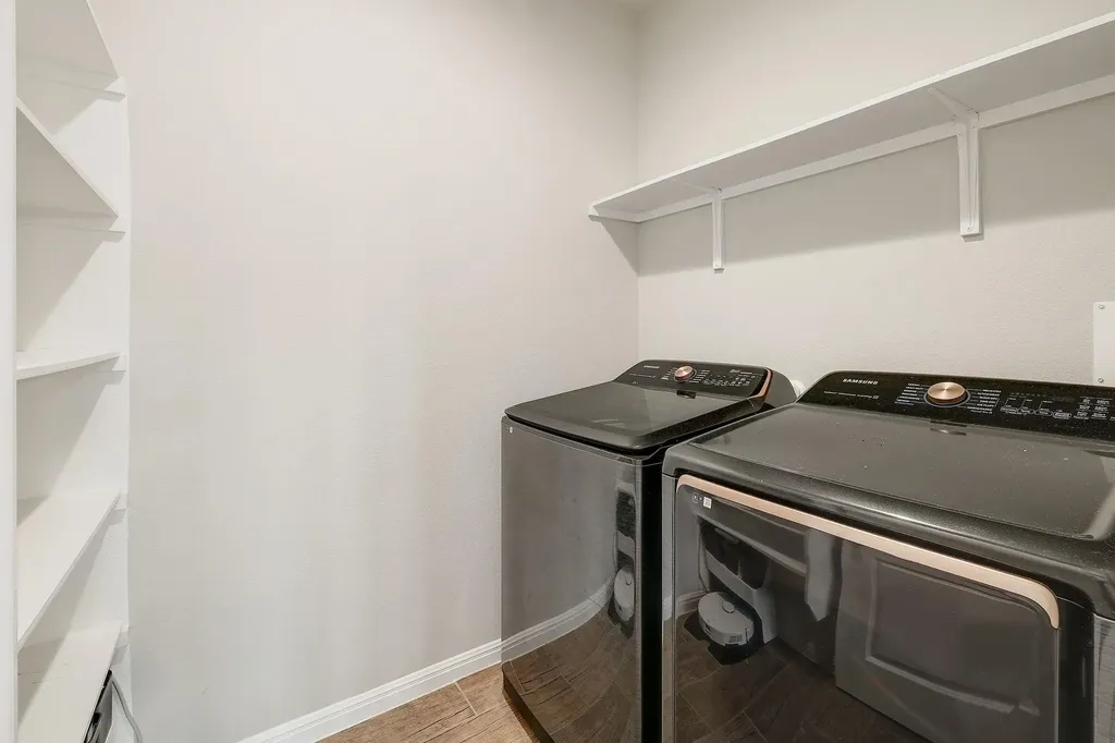 1136 Almeria Bend Leander TX 78641