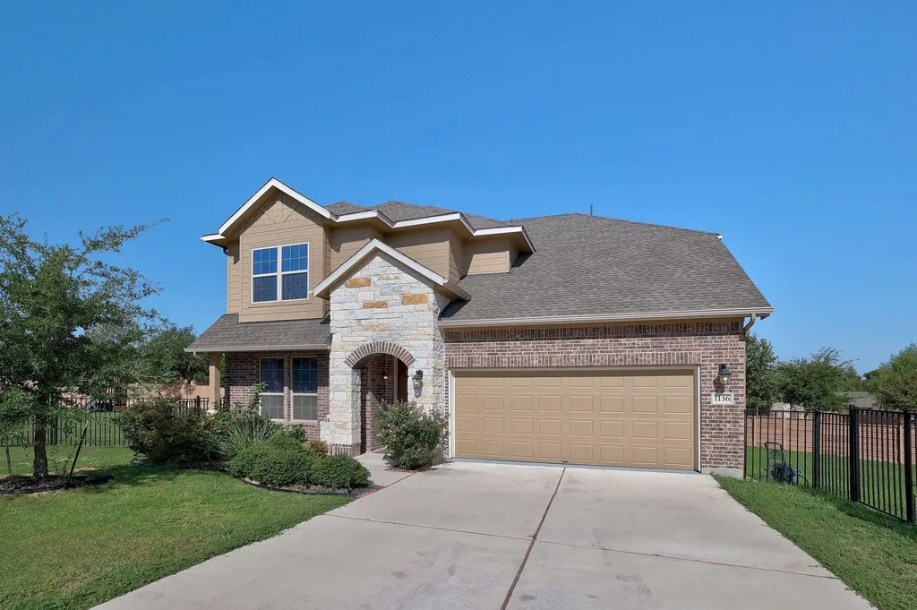 1136 Almeria Bend Leander TX 78641