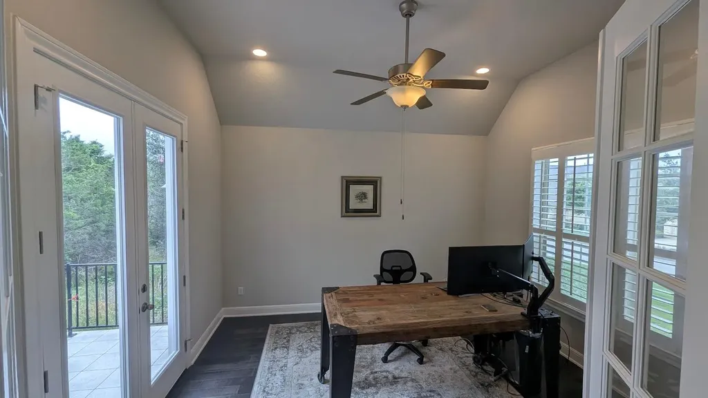 467 Jacksdaw Drive Austin TX 78737