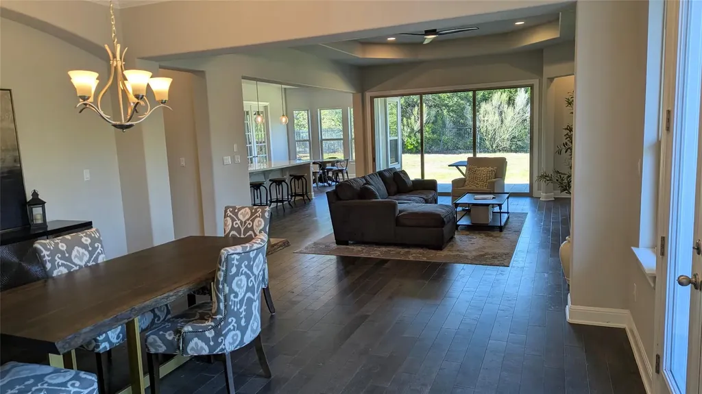 467 Jacksdaw Drive Austin TX 78737
