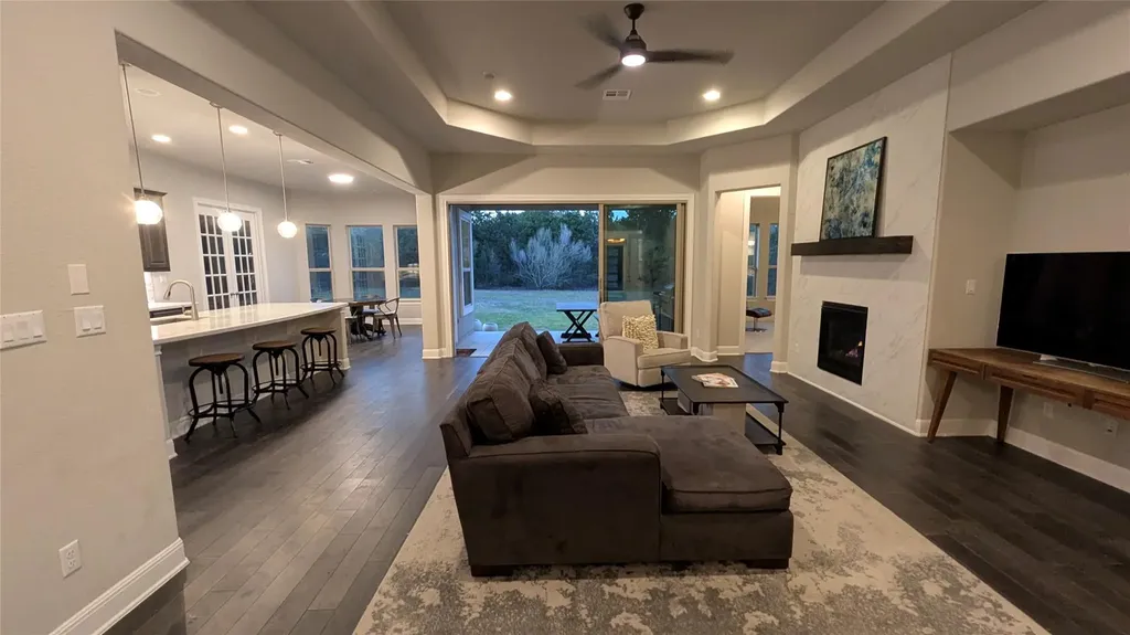 467 Jacksdaw Drive Austin TX 78737