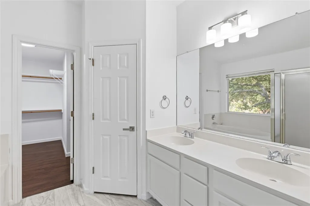 4228 Columbine Drive Austin TX 78727