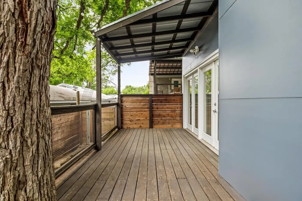 2202 Garden Street Austin TX 78702