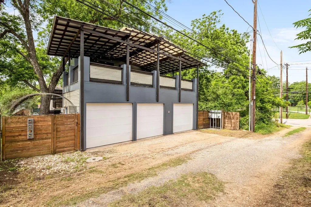 2202 Garden Street Austin TX 78702