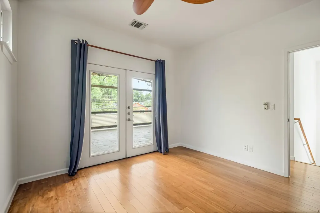 2202 Garden Street Austin TX 78702
