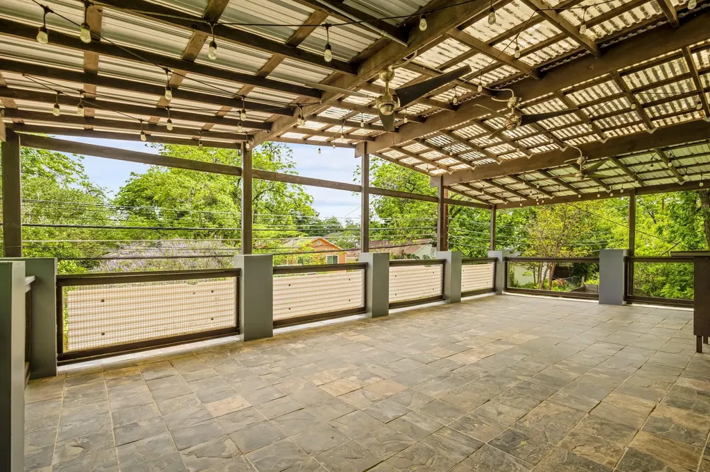 2202 Garden Street Austin TX 78702