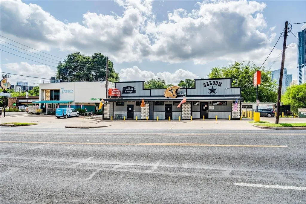 1111 W 10th Street Austin TX 78703