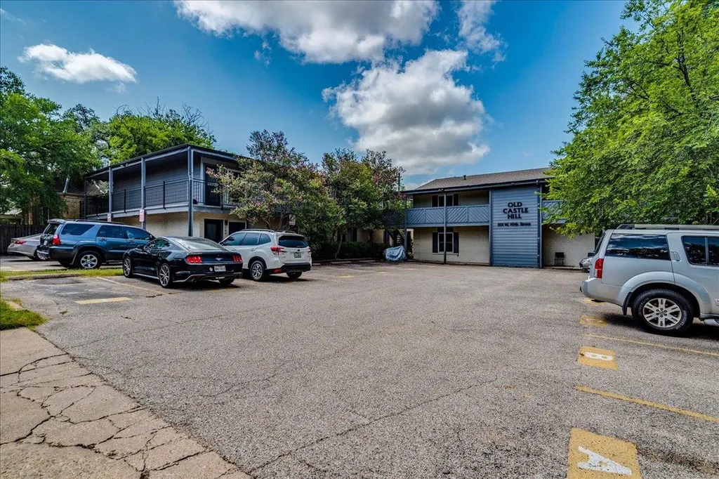 1111 W 10th Street Austin TX 78703