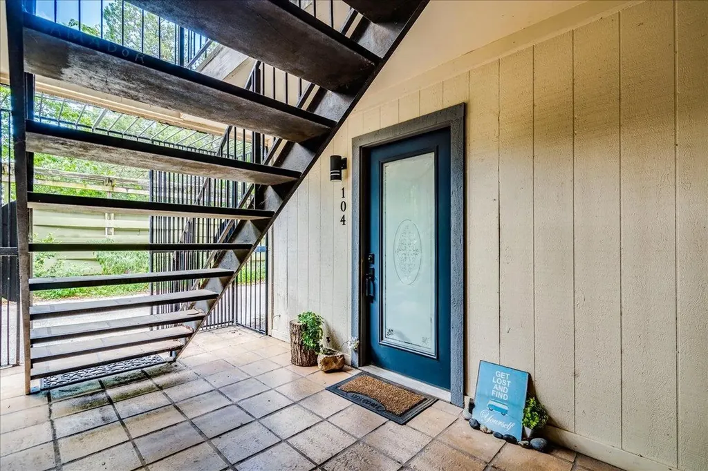 1111 W 10th Street Austin TX 78703