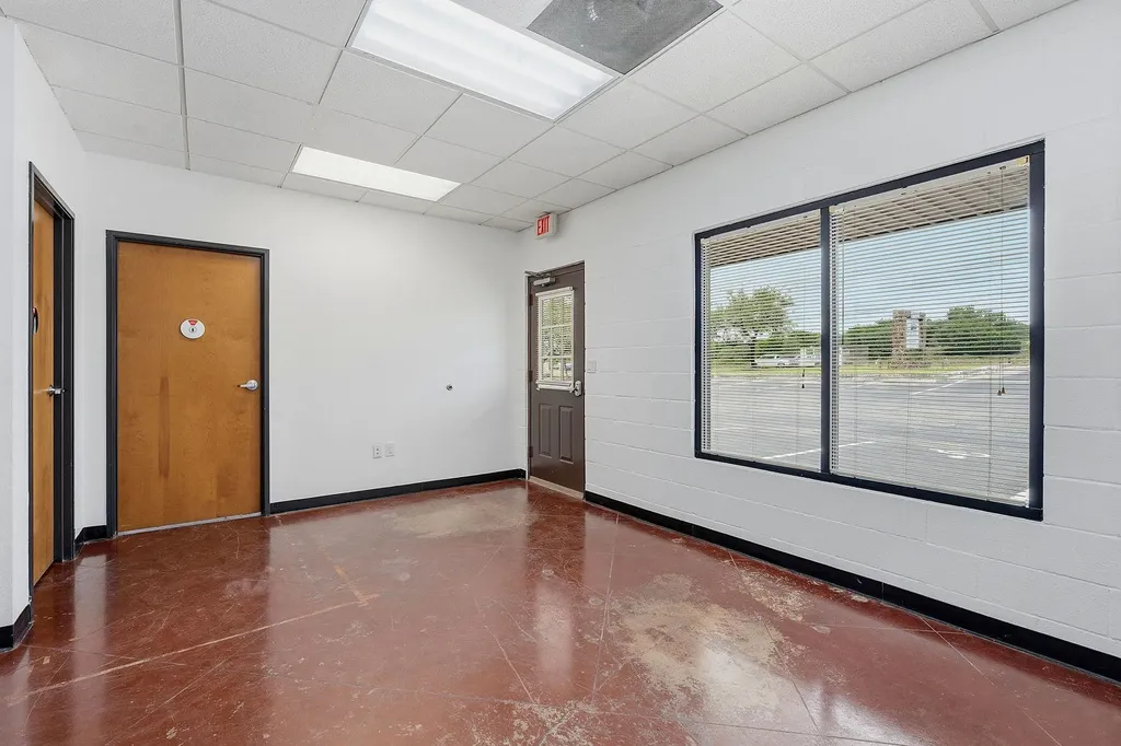 2100 E Highway 290 Dripping Springs TX 78620