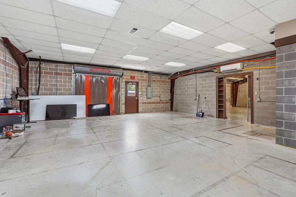 2100 E Highway 290 Dripping Springs TX 78620