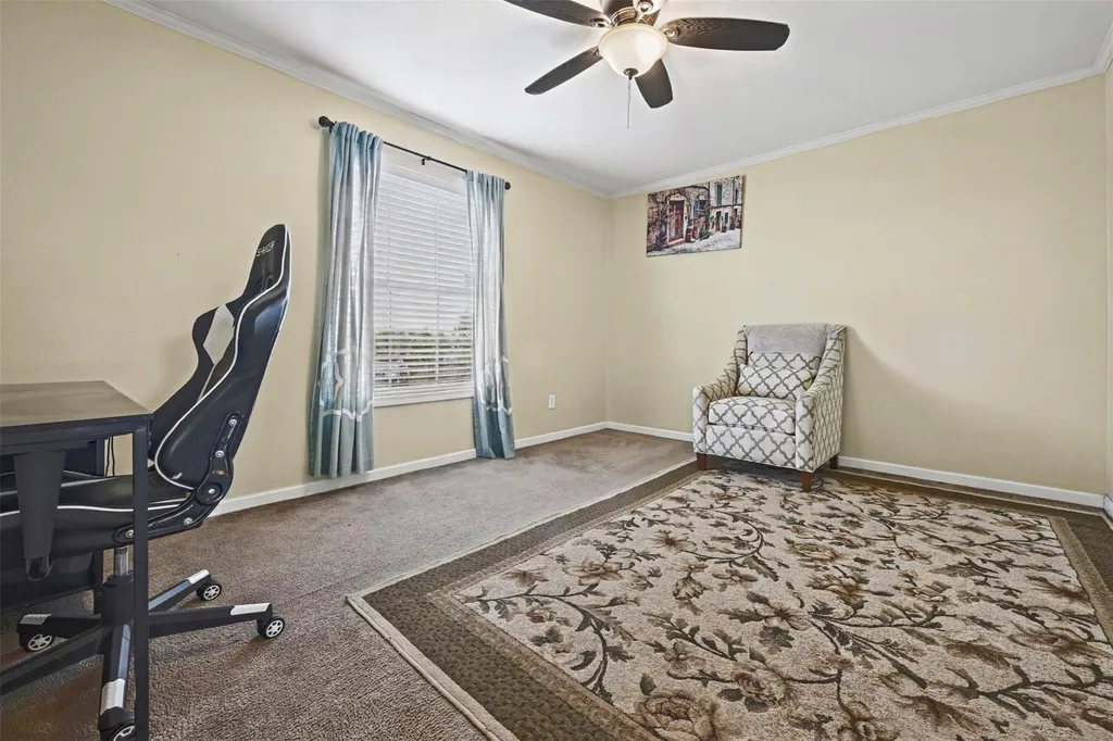 5904 Fm 621 Martindale TX 78655
