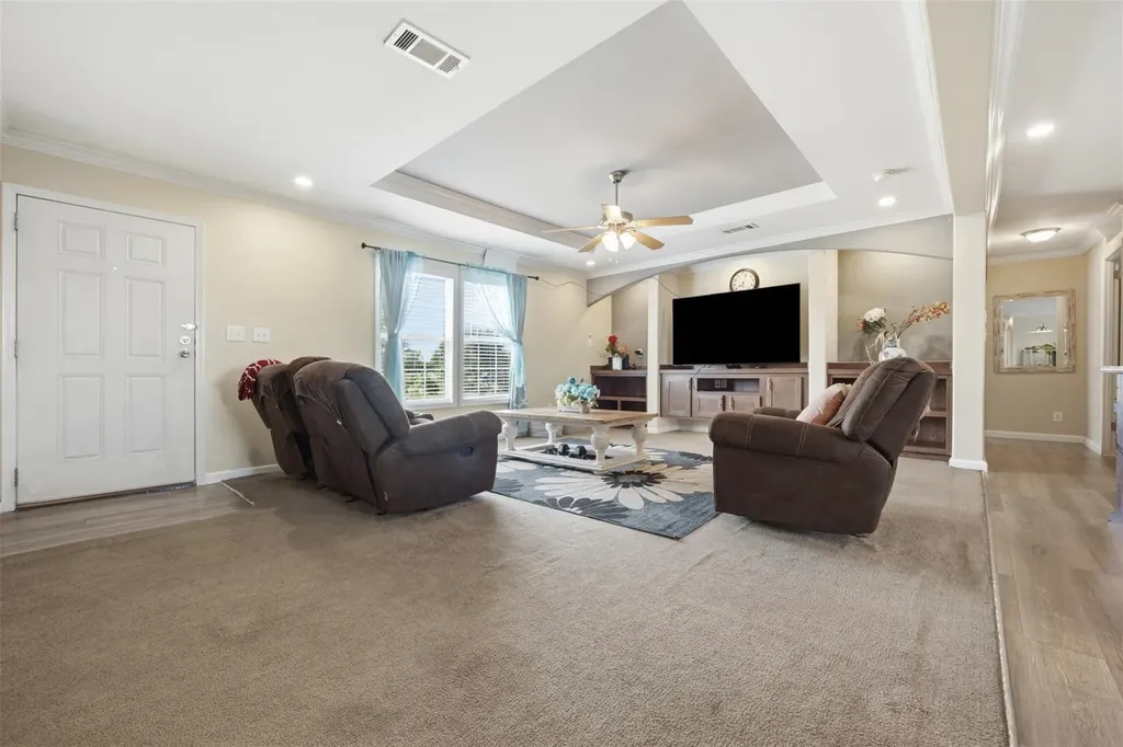 5904 Fm 621 Martindale TX 78655