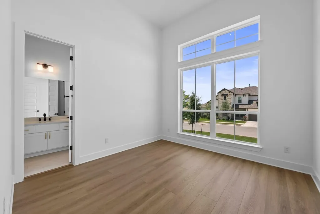 5021 Colombo View Leander TX 78641