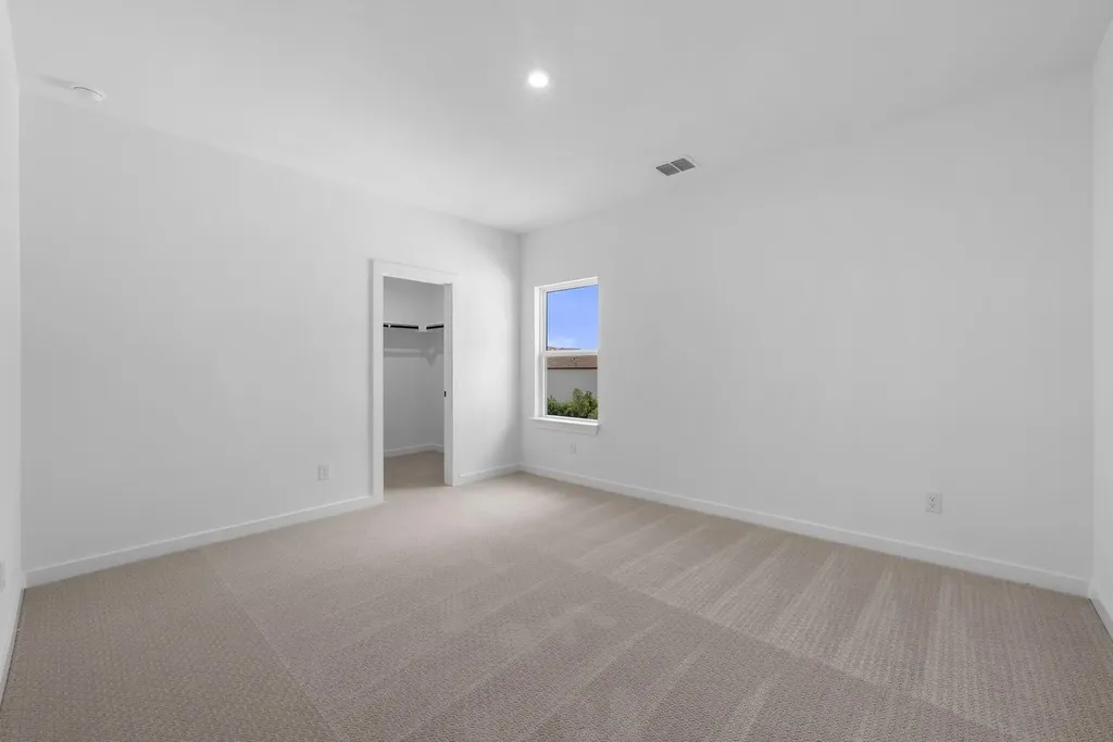 5021 Colombo View Leander TX 78641