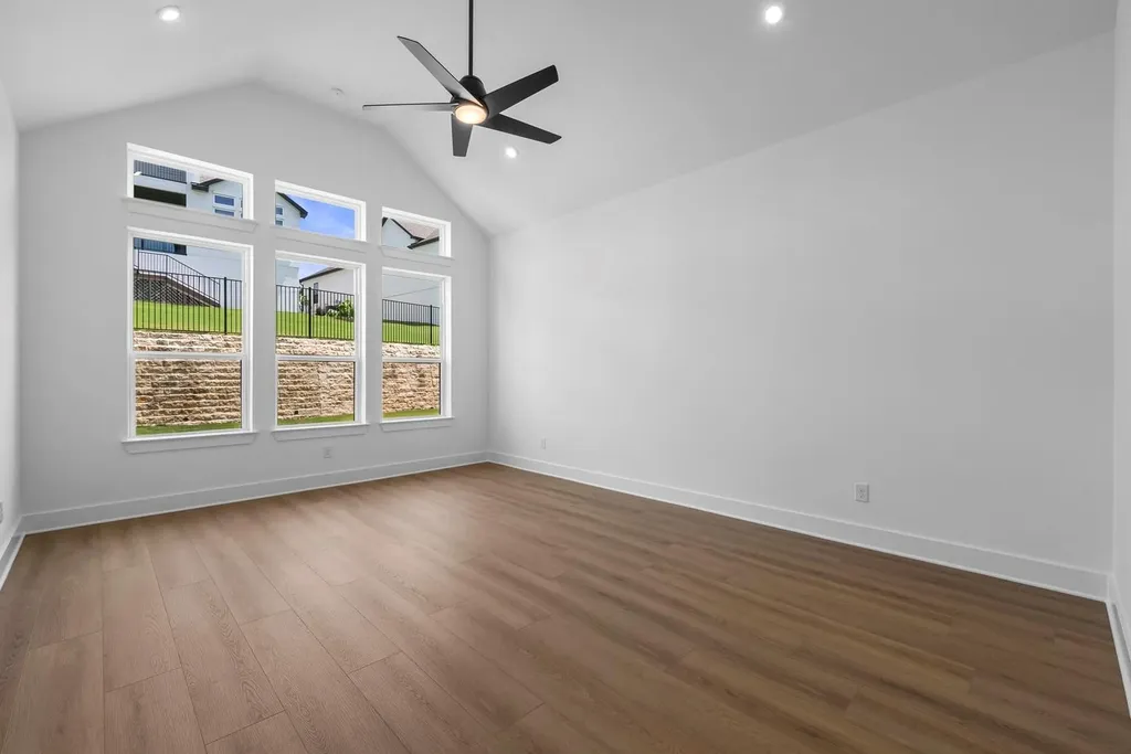 5021 Colombo View Leander TX 78641