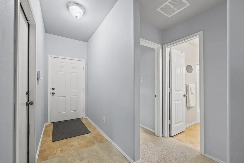 2712 Bluffstone Drive Round Rock TX 78665
