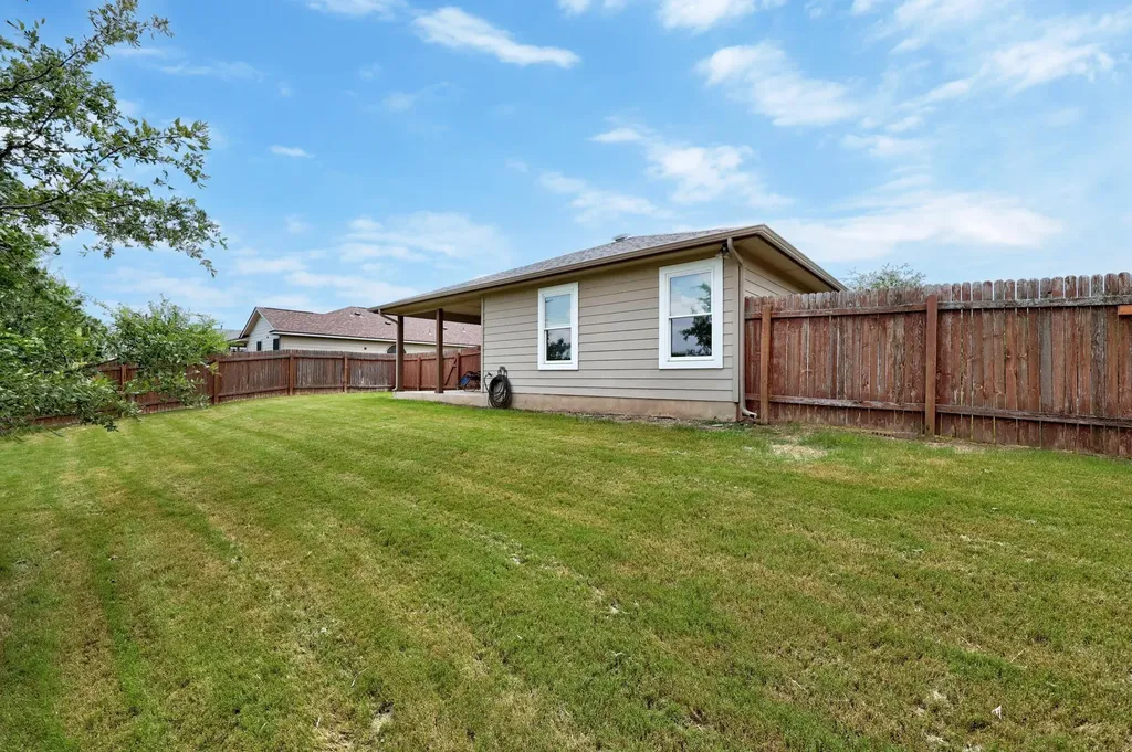 2712 Bluffstone Drive Round Rock TX 78665