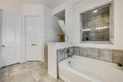 22207 Cape Travis Bend Lago Vista TX 78645