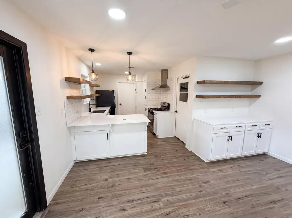 2609 Loyola Lane Austin TX 78723