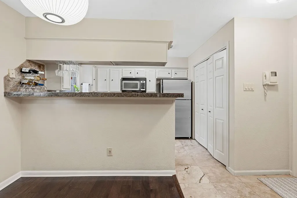 1506 Forest Trail Austin TX 78703