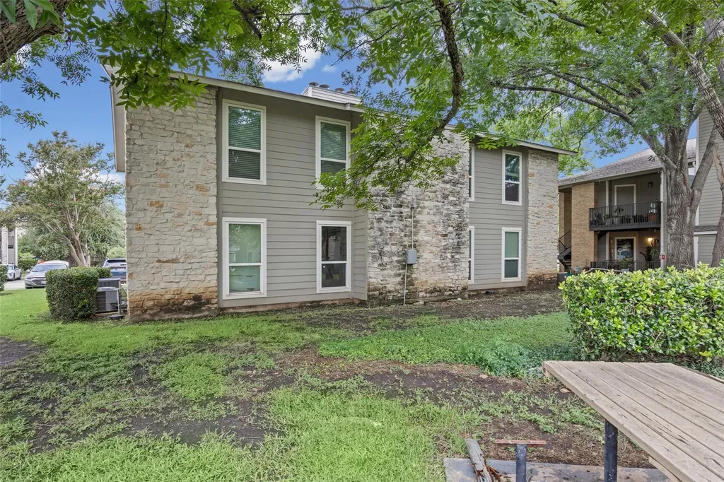 10616 Mellow Meadows Drive Austin TX 78750