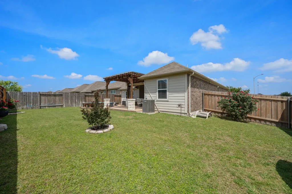 19625 James Manor Street Manor TX 78653