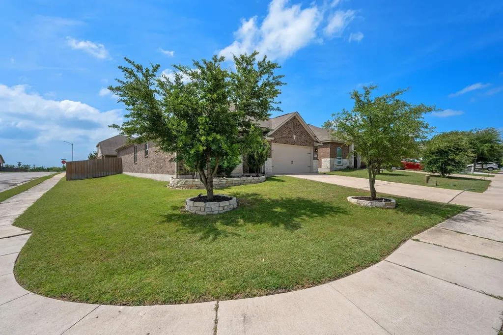 19625 James Manor Street Manor TX 78653