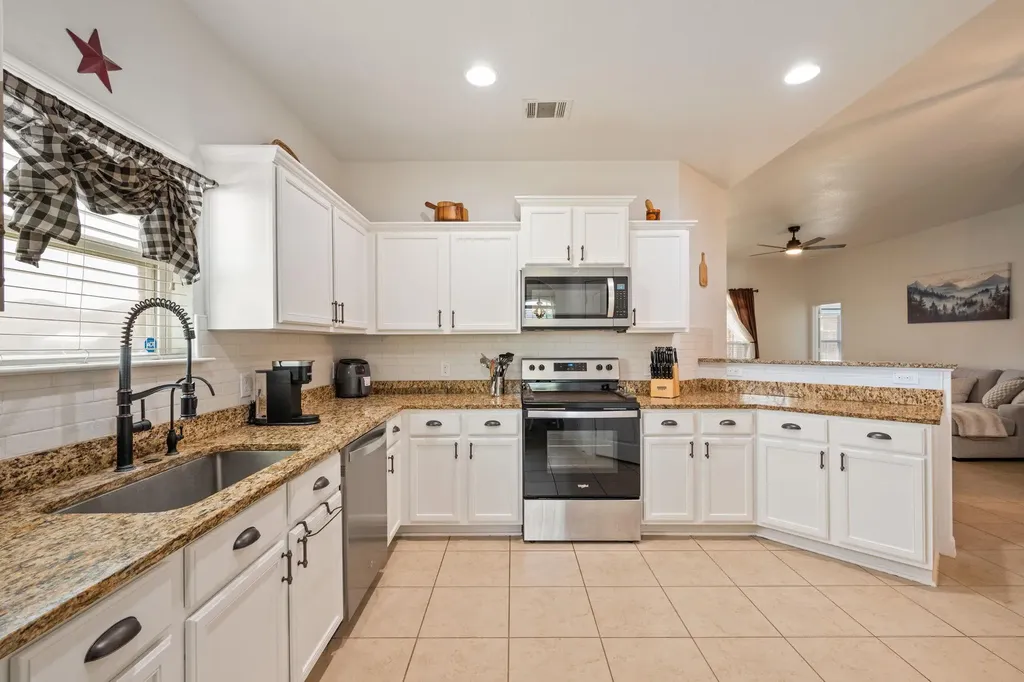 19625 James Manor Street Manor TX 78653