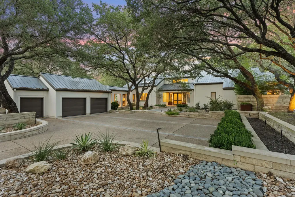 27033 Masters Parkway Spicewood TX 78669
