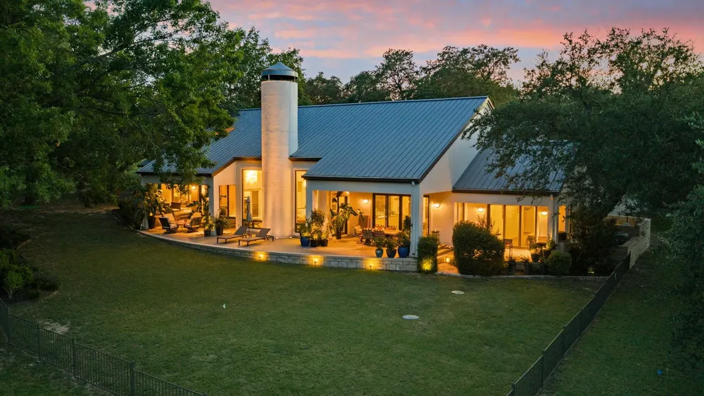 27033 Masters Parkway Spicewood TX 78669