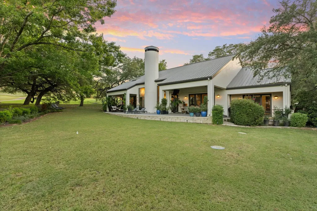 27033 Masters Parkway Spicewood TX 78669