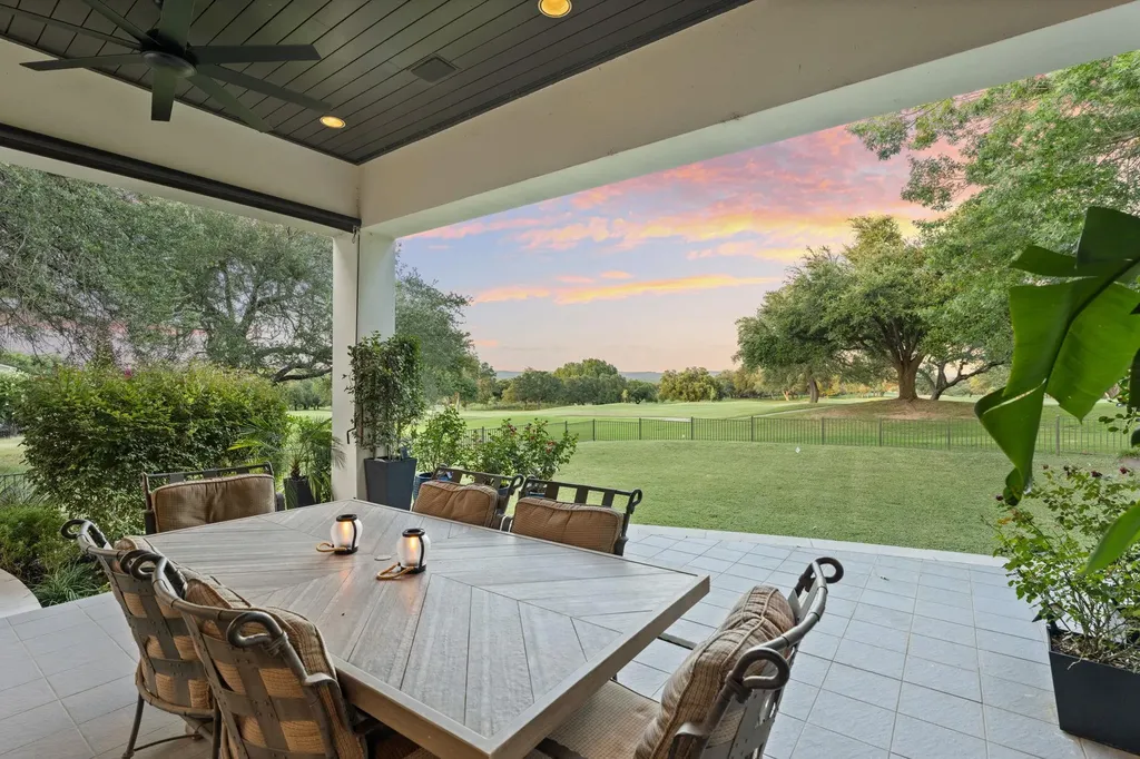 27033 Masters Parkway Spicewood TX 78669