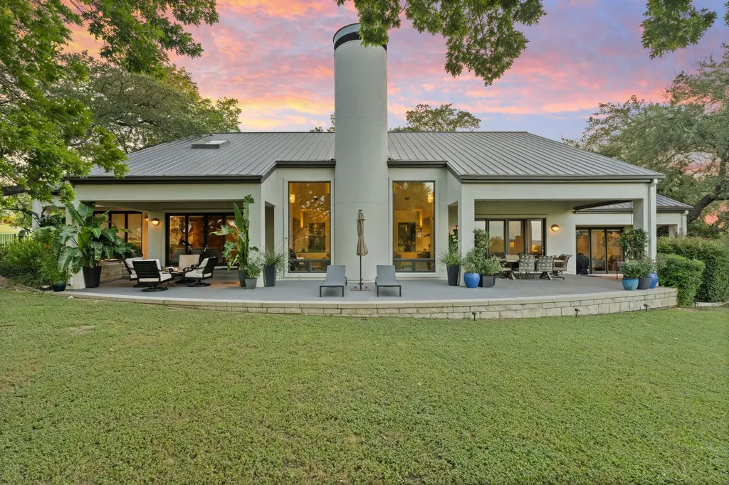 27033 Masters Parkway Spicewood TX 78669