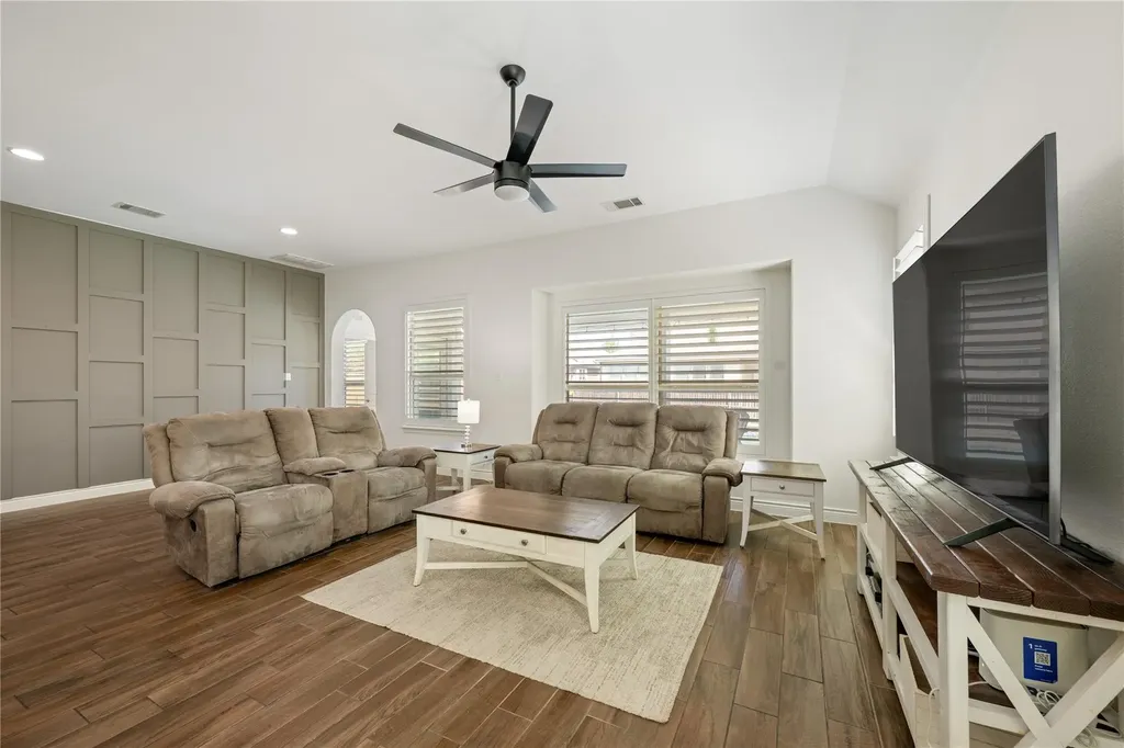 19312 Melwas Way Pflugerville TX 78660