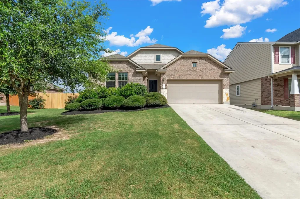 701 Sweet Gum Kyle TX 78640