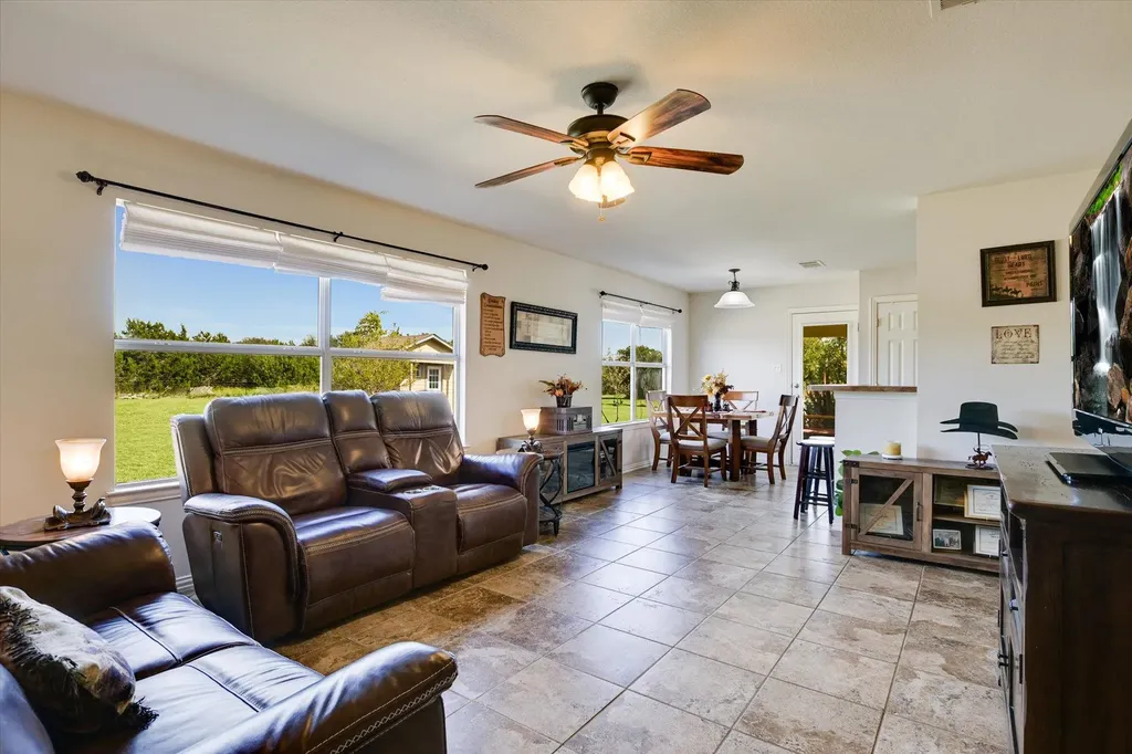 172 Round Up Drive Liberty Hill TX 78642