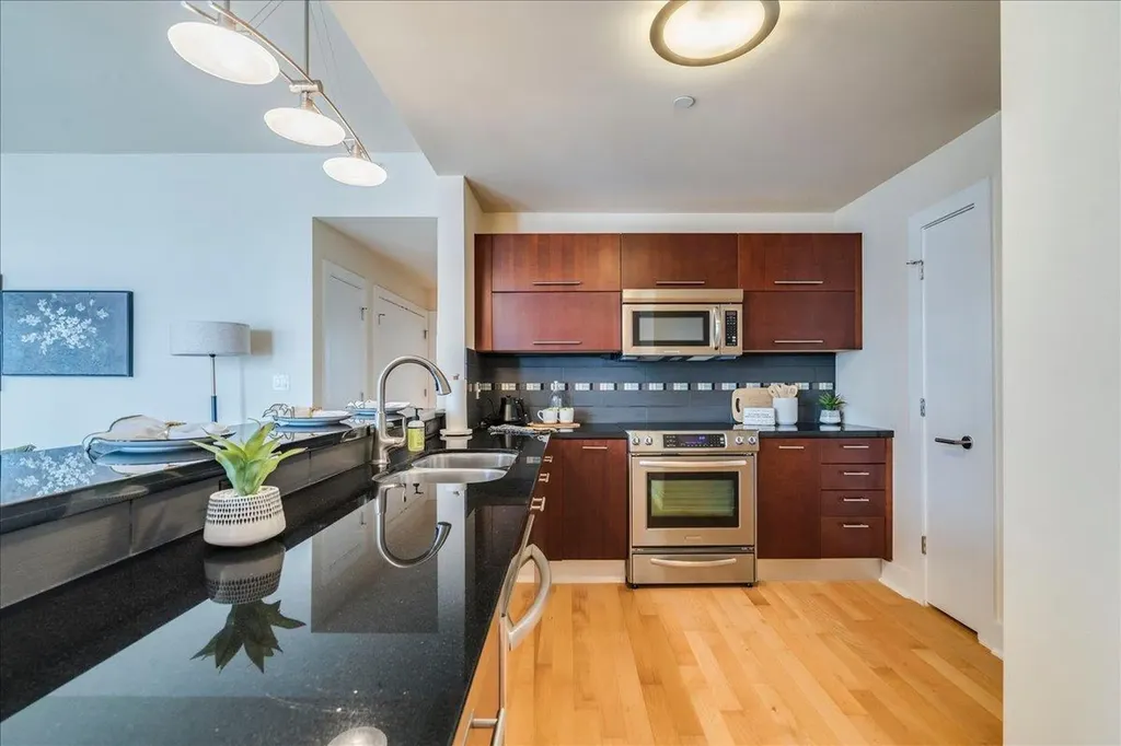 603 Davis Street Austin TX 78701