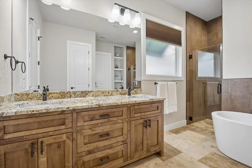 906 Canyon Oak Circle Marble Falls TX 78654
