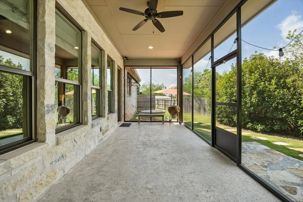 906 Canyon Oak Circle Marble Falls TX 78654