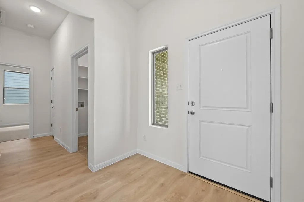 444 Lucky Avenue Elgin TX 78621