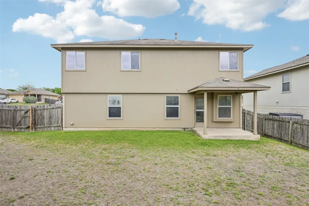 326 Covent Drive Kyle TX 78640